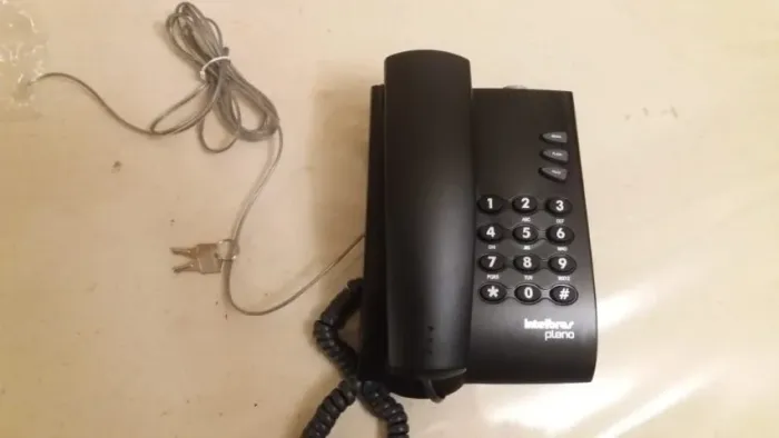 Telefone Fixo Intelbras - Modelo Pleno - Com chave de bloqueio