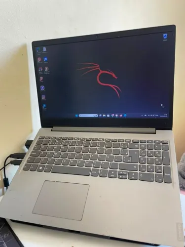 Notebook Lenovo Ryzen 5