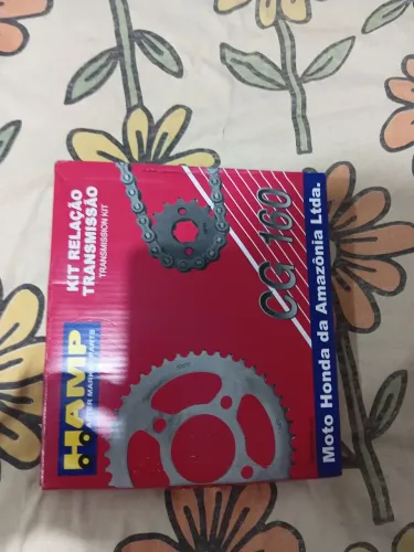 Vendo kit de relação transmissão pra moto