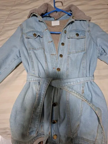 Parka Jeans lindíssima! Toda forrada por dentro.