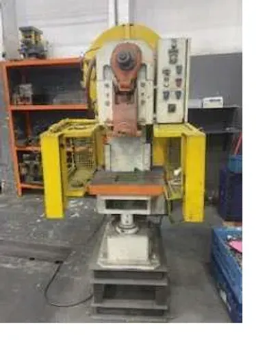 PRENSA EXCENTRICA 12TON - MESA 440mm X 310mm