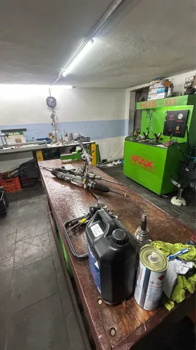 Laboratório de Conserto de caixa de direção 