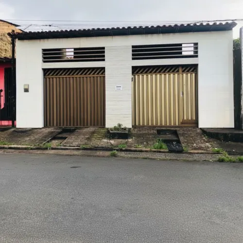 Casa a venda no Bairro do Anjo da Guarda.