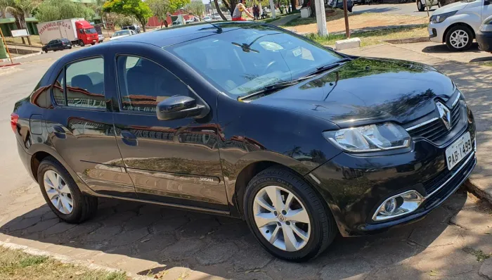 Renault Logan Expression Hi-flex 1.6 8V 4P 2015