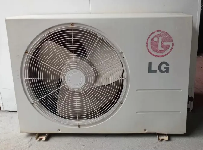 Máquina de ar condicionado 24 mil btus