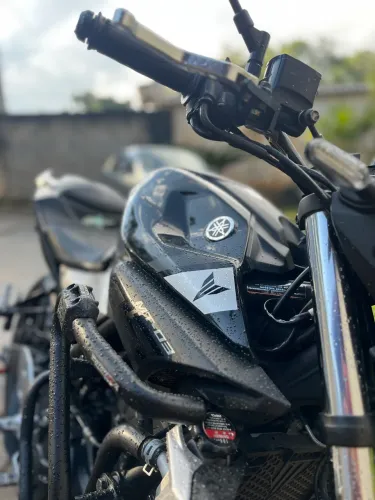 MT 03 moto impecável! 