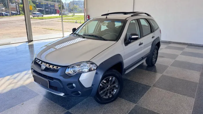 Fiat Palio Weekend Adventure Locker 1.8 Flex 2013