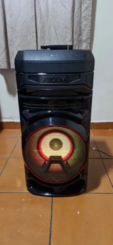 Caixs de som X BOOM