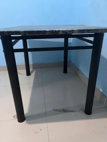 Mesa de granito preta