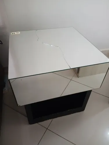 MESA DE CABECEIRA OU MESINHA APOIO - OPORTUNIDADE