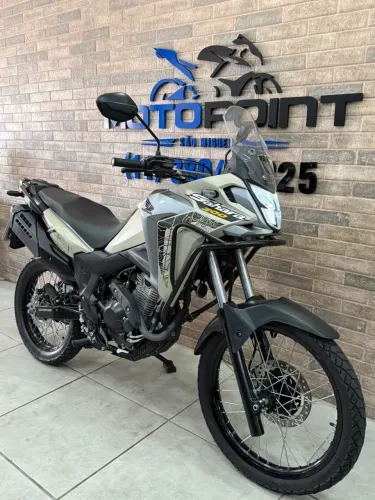 XRE300 Sahara Adventure - cartão em até 24x - Financiamento em até 48x