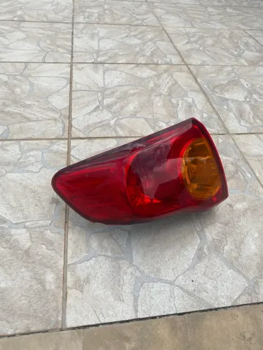 Lanterna traseira Corolla de 2009