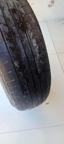 Pneu aro 14 semi novo
