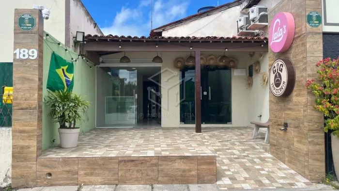 Ponto Comercial para Locação em Gravatá, Centro, 1 dormitório, 1 suíte, 1 banheiro, 1 vaga