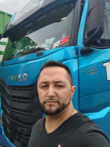 Motorista profissional disponivel para free lancer diarias