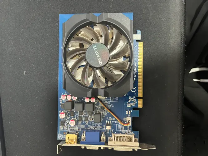 Placa de vídeo Gt 420 2G