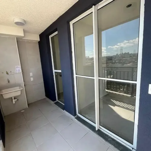 Apartamento para venda possui 38 metros quadrados com 2 quartos