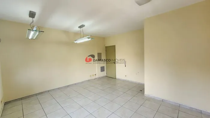 Sala Comercial em Sítio Pinheirinho