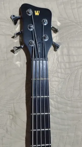 Baixo 5 cordas Warwick Rockbass Streamer Lx upgrades