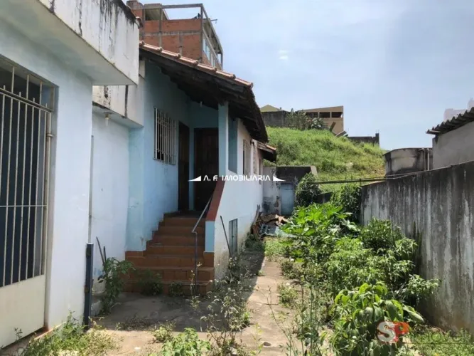 Casa para Venda no bairro Imirim, 2 quartos, 4 vagas de garagem, 342m²