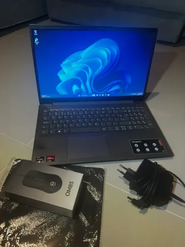Notebook Ryzen 5 5500U 8GB SSD 447GB + Brindes