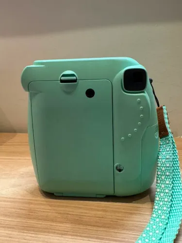 Câmera instax mini