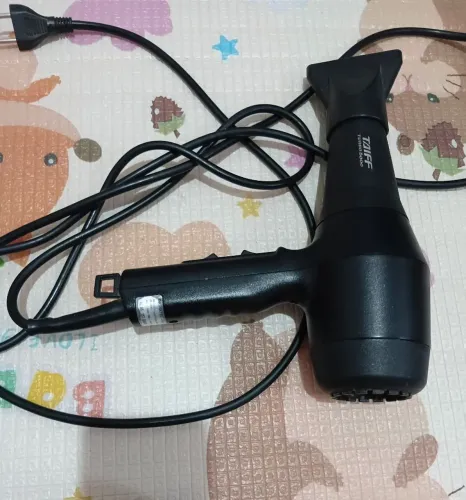 Secador e escova secadora