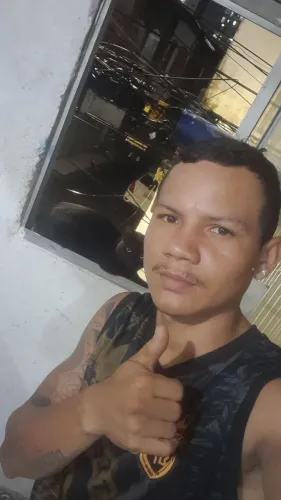 Sou ajudante pra serviço geral e gerais
