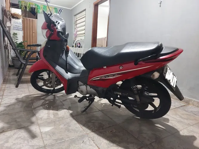 HONDA BIZ EX 2017- 125CC<br>MODELO EX ( FLEX - Gasolina e Etanol )