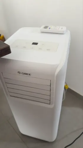 Ar Condicionado Portátil Aovia Gree 10000 BTUs R32 Frio 127V GPC10AP-A6NNA1A