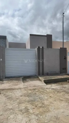 Casa à Venda no Loteamento Santo Antônio, no fundo do Shopping Peixoto em Itabaiana/SE