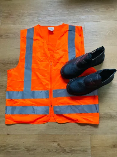 Bota e colete