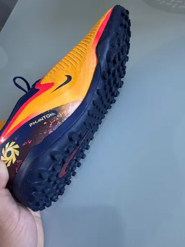 Society Nike phanton 400,00