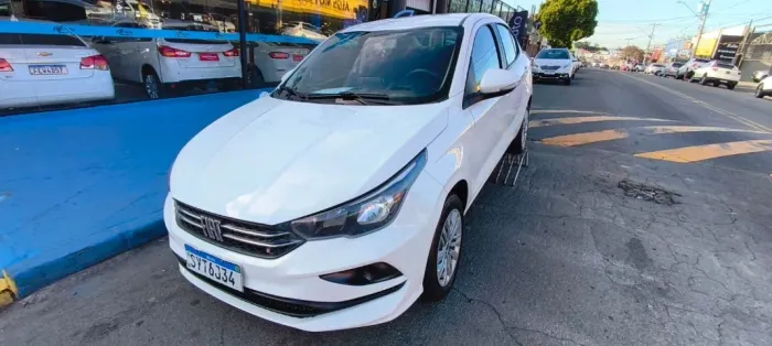 Fiat Cronos Drive 1.0 6V 2024