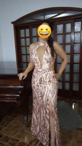Lindo vestido de festa bordado