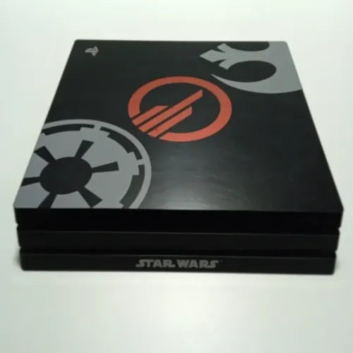 Play Station 4 PS4 PRO Star Wars Battlefront 2 1TB Usado 1 Controle e Cabos