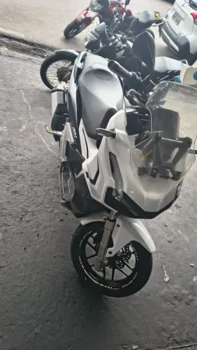 Honda ADV 150 