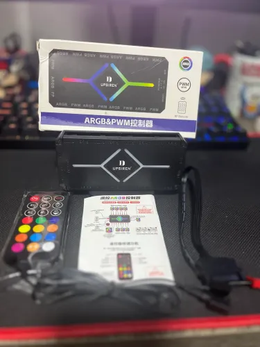 Controladora Hub ARGB PWM UPSIREN U-H8 V2