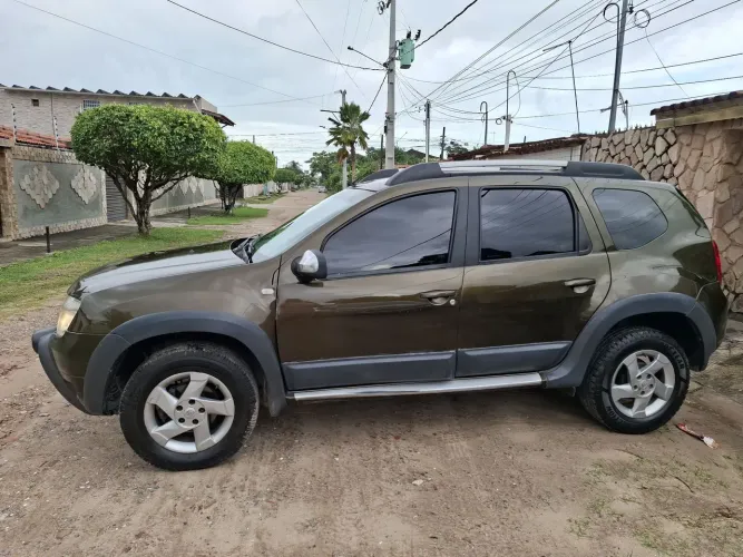 Renault Duster Dynamique 2.0 Hi-flex 16V Aut. 2014