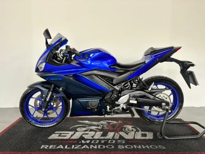 YAMAHA R3 321 CILINDRADAS 2023 ABS