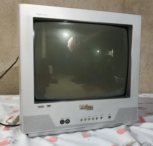 Tv Philco 14 polegadas com controle 