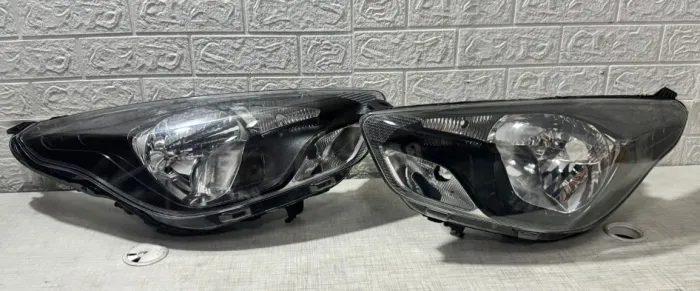 Par farol Ford ka 2014/2018