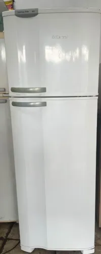 Geladeira Electrolux frost free dúplex