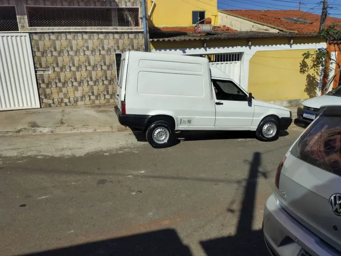 Motorista fiorino porta porta