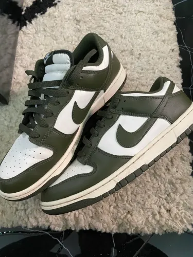 Nike Dunk Low TAM 43 - Retro Cargo Khaki? / ?Medium Olive