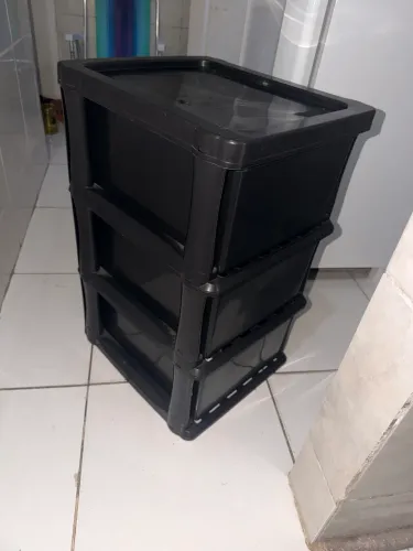 Vendo Gaveteiro Preto