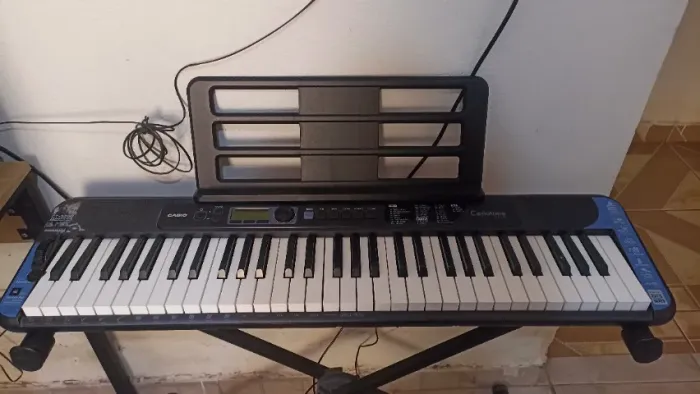 Teclado Casiotone CT-S300