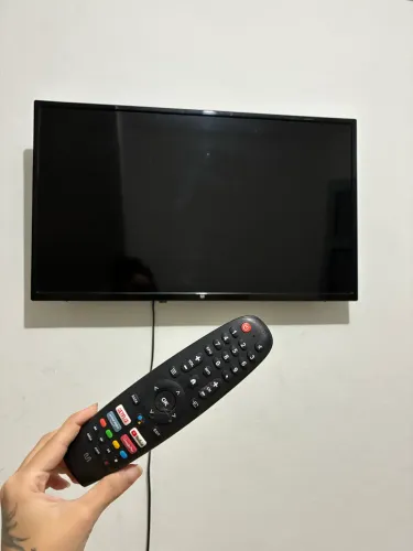 vendendo tv multilaser 32 polegadas 