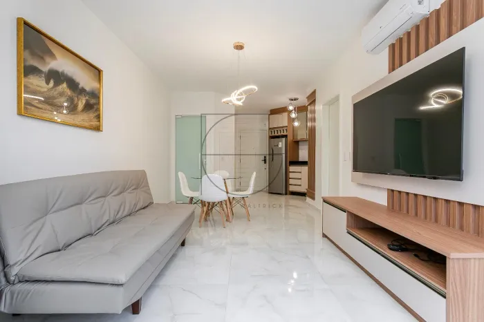 Apartamento de 1 dormitório a 200m da praia
