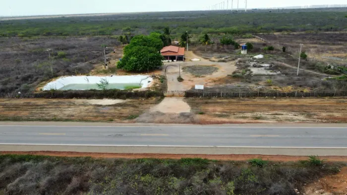 Fazenda de 37 Hectares com renda passiva, potencial agrícola.
